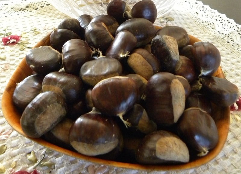 Chestnuts in a bowl image