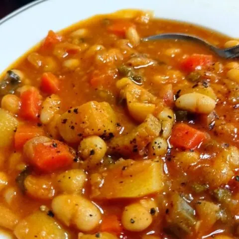 Fassolada, Greek Bean Soup