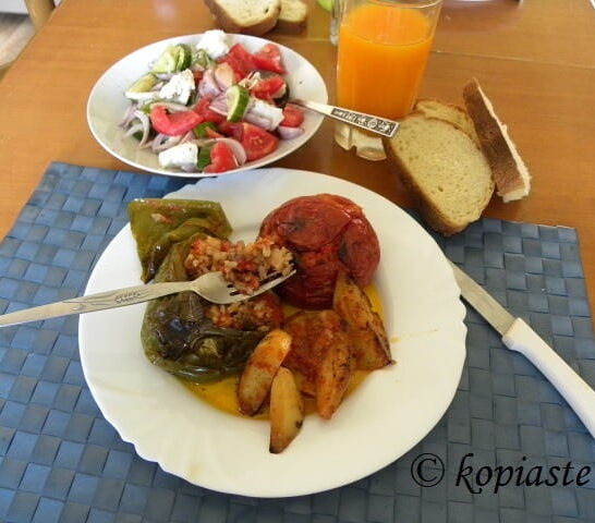 Gemista – Stuffed Tomatoes and Peppers