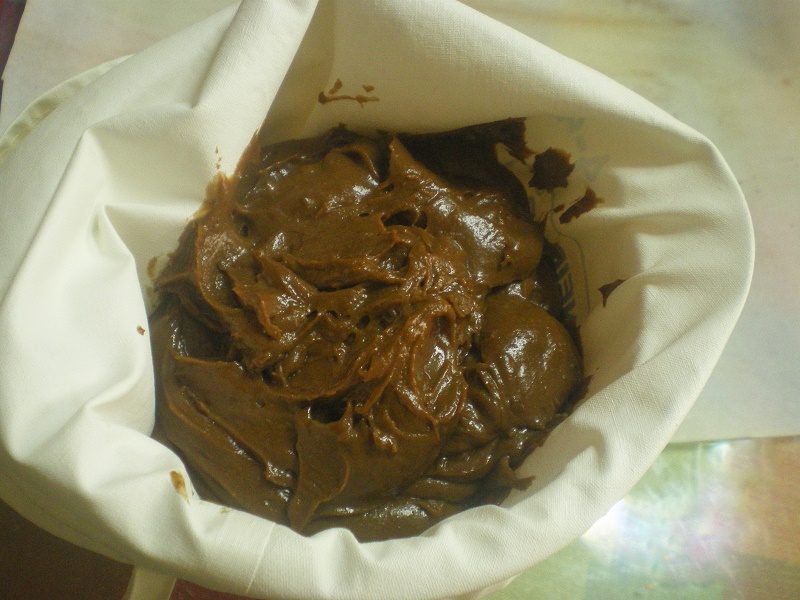 dark chocolate pastry cream image