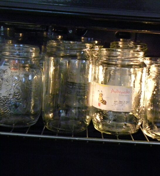 How to sterilize Jars and Caps for proper food preservation and home canning.