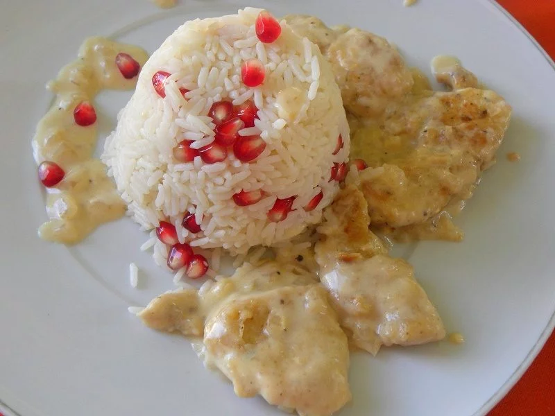 rice pilaf with pomegrnate and chicken image