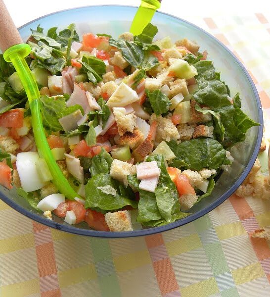 Easy to make Chef’s Salad and Thousand Island Dressing