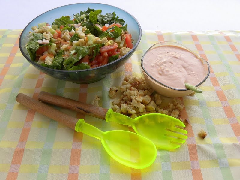 green salad with thousand island dressing Homemade Thousand Island Dressing Recipe