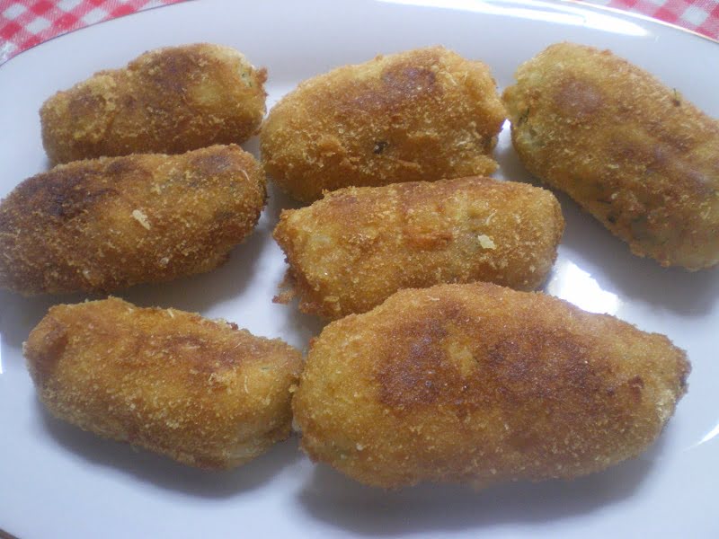 Two Potato Croquette recipes, with Cheese or minced meat