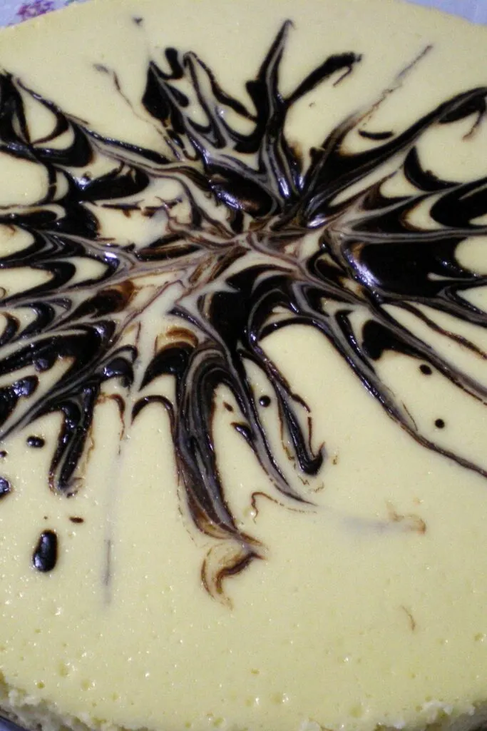 Rayed chocolate cheesecake image
