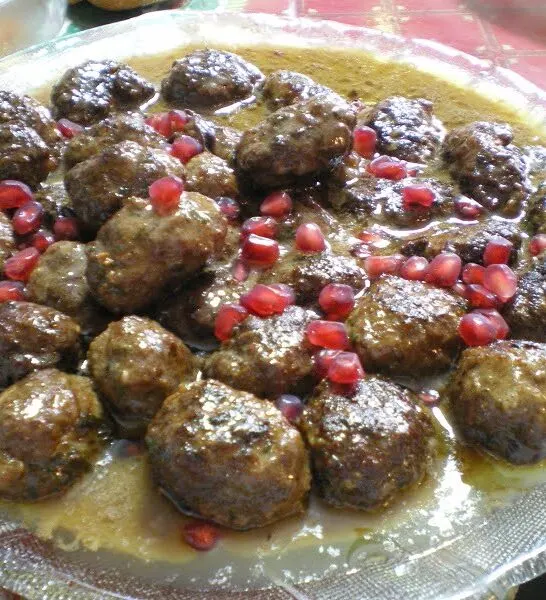 Greek Meatballs in Pomegranate Sauce (Keftedes me Rodi)