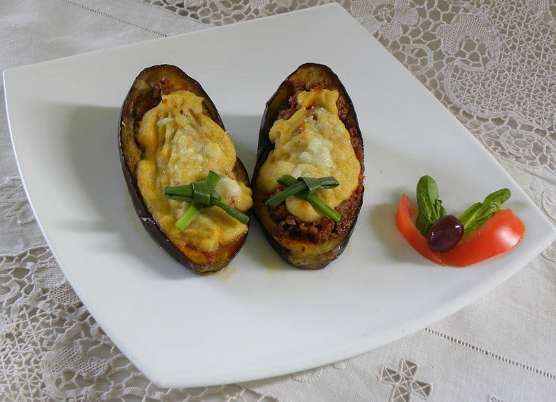 Papoutsakia stuffed eggplants