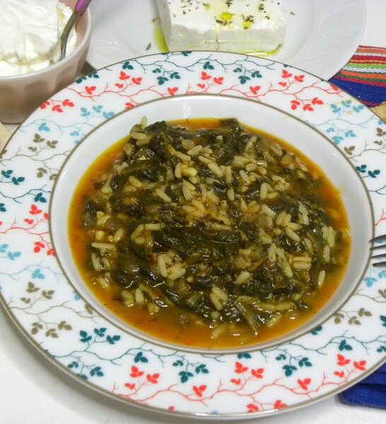 Spanakoryzo (Greek Spinach with Rice)