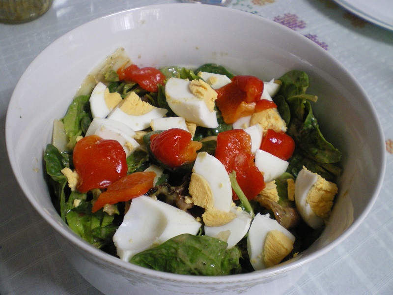 Spinach and egg salad photo