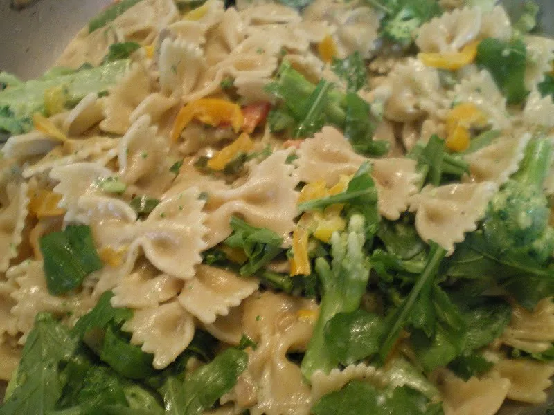 farfalle with rocket image