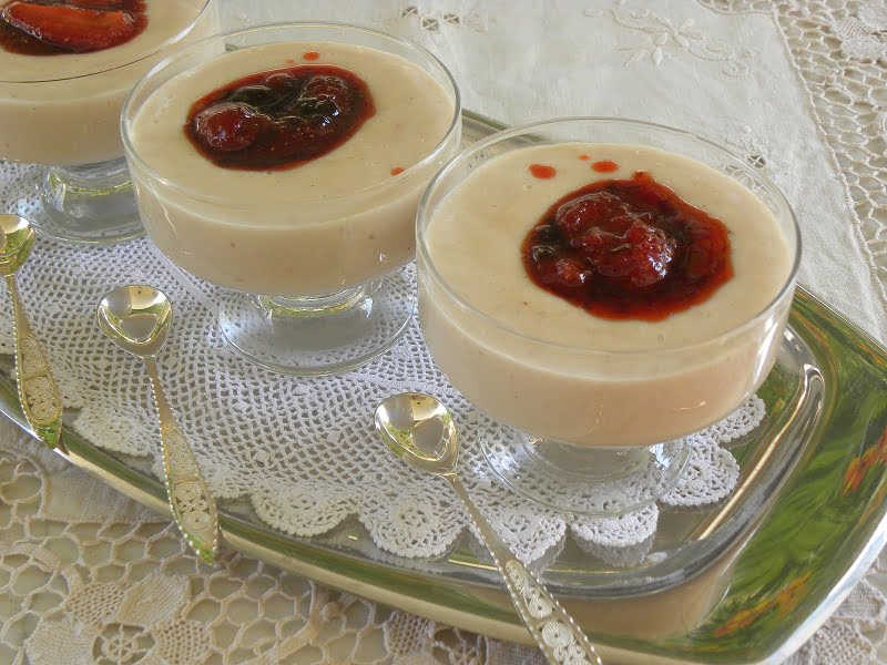 Strawberry pudding image