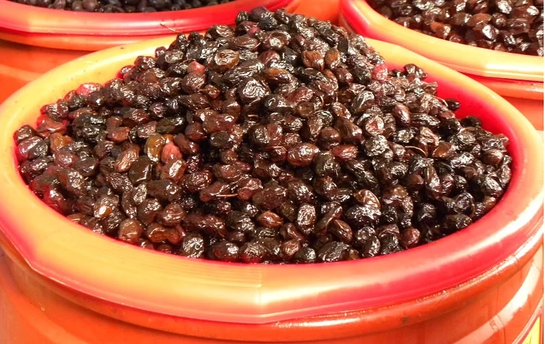 throubes olives image