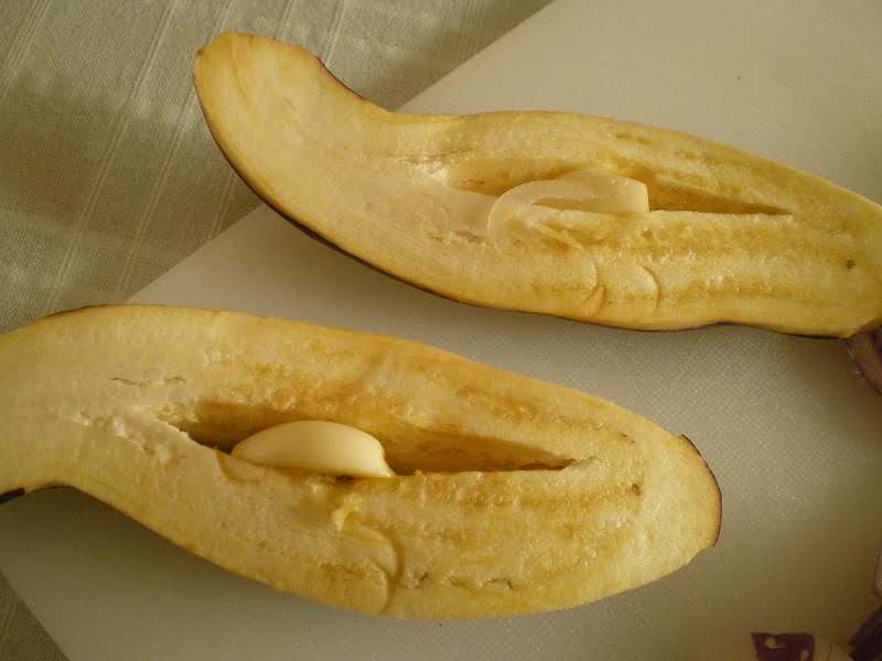eggplants with garlic image