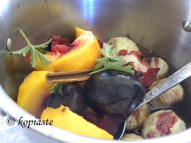 Figs, peach and nectarines