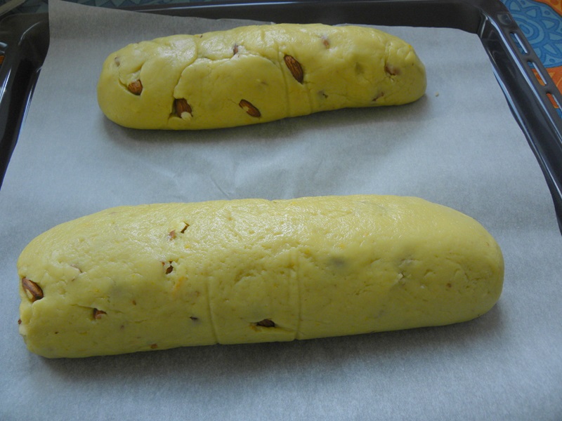The two logs before baking image