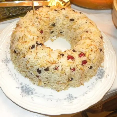 rice pilaf with raisins with vermicelli image