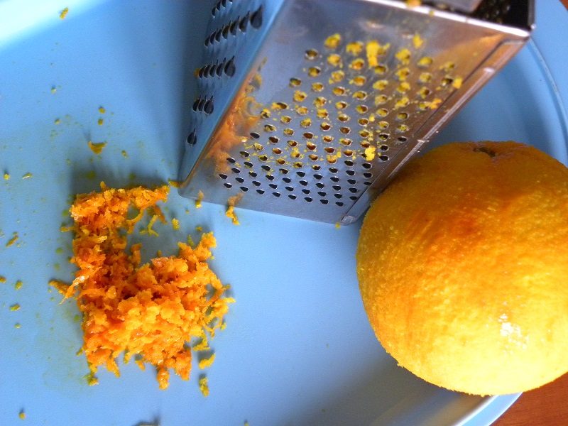 Grating the orange