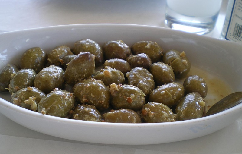 elies tsakistes in a bowl image