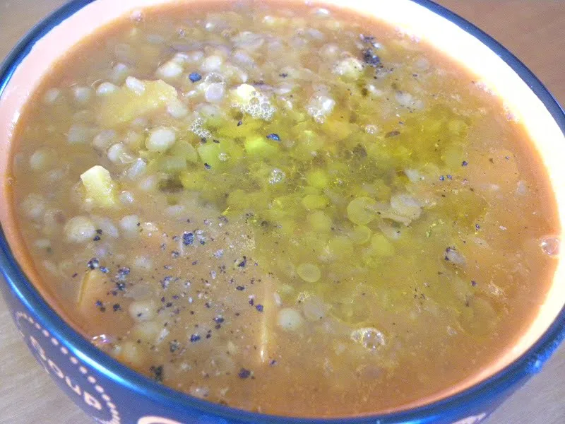 Fakes lentil soup image