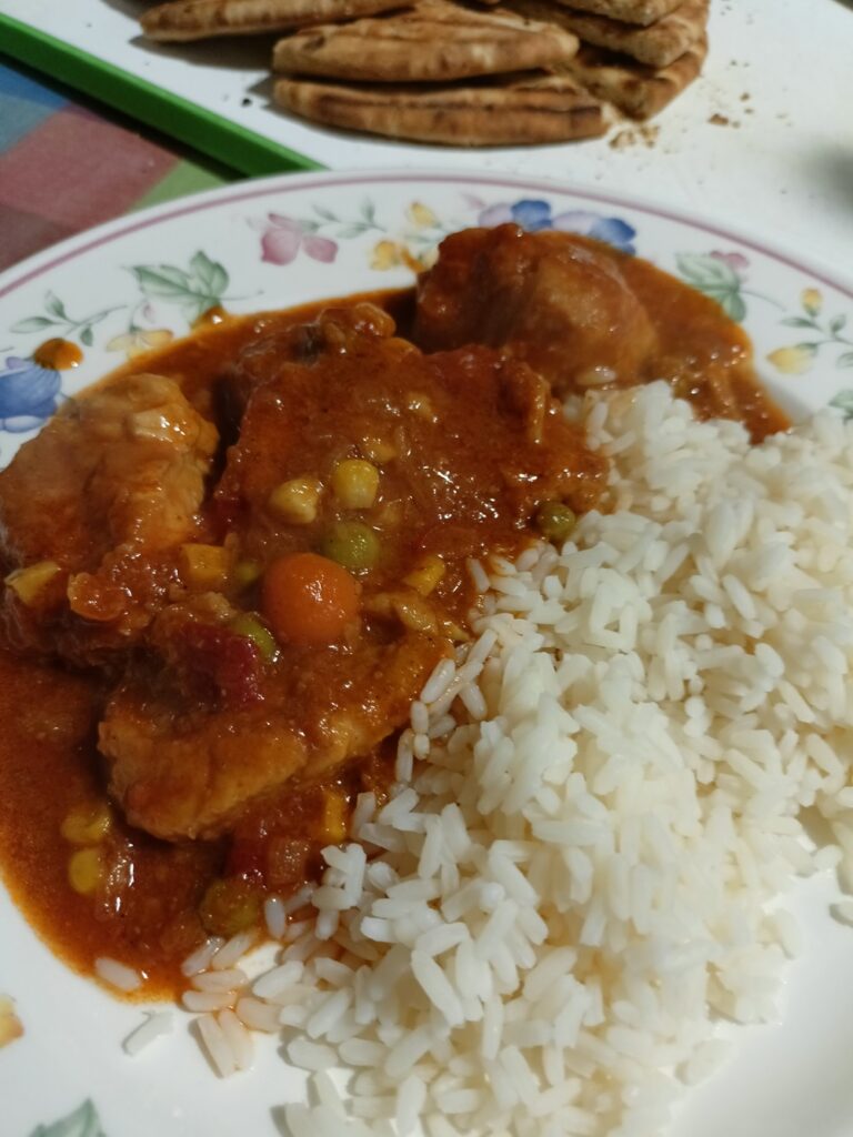 greek-inspired chicken curry image