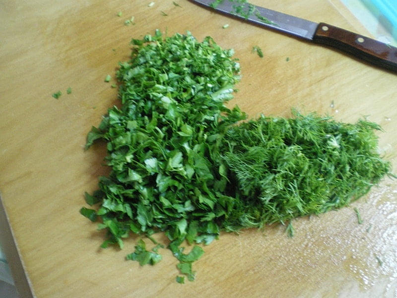 parsley and dill image