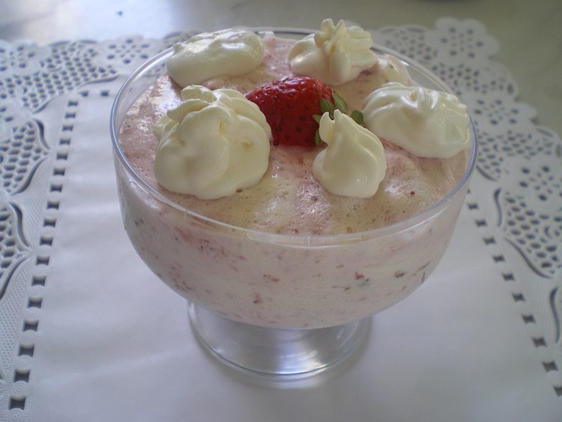 strawberry mousse