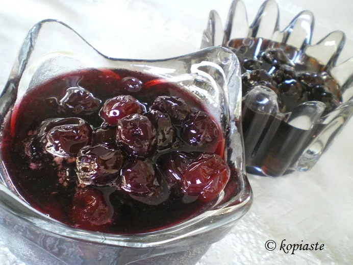 Cherry compote