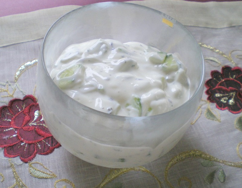Tzatziki cucumber salad image