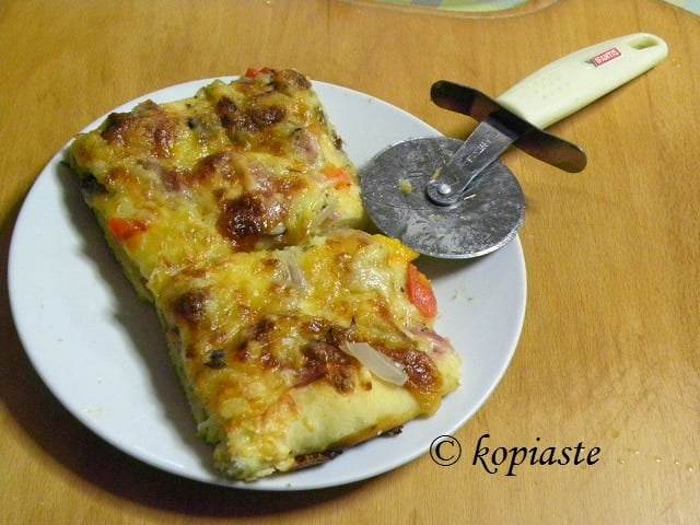 Pizza cut1