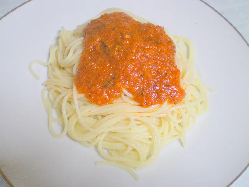 Vegan spaghetti with marinara sauce image