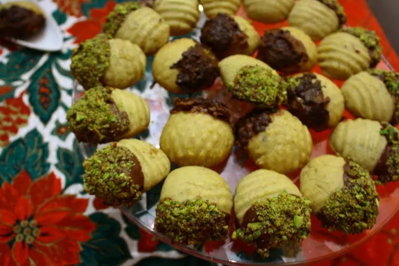 Chocolate and nuts melomakarona image