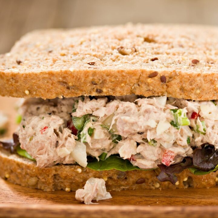Tuna sandwich image