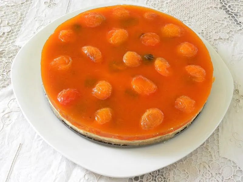 Apricot Jelly cheesecake round image