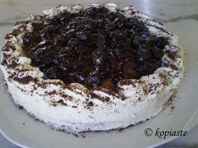 cherry-black-forest-cake
