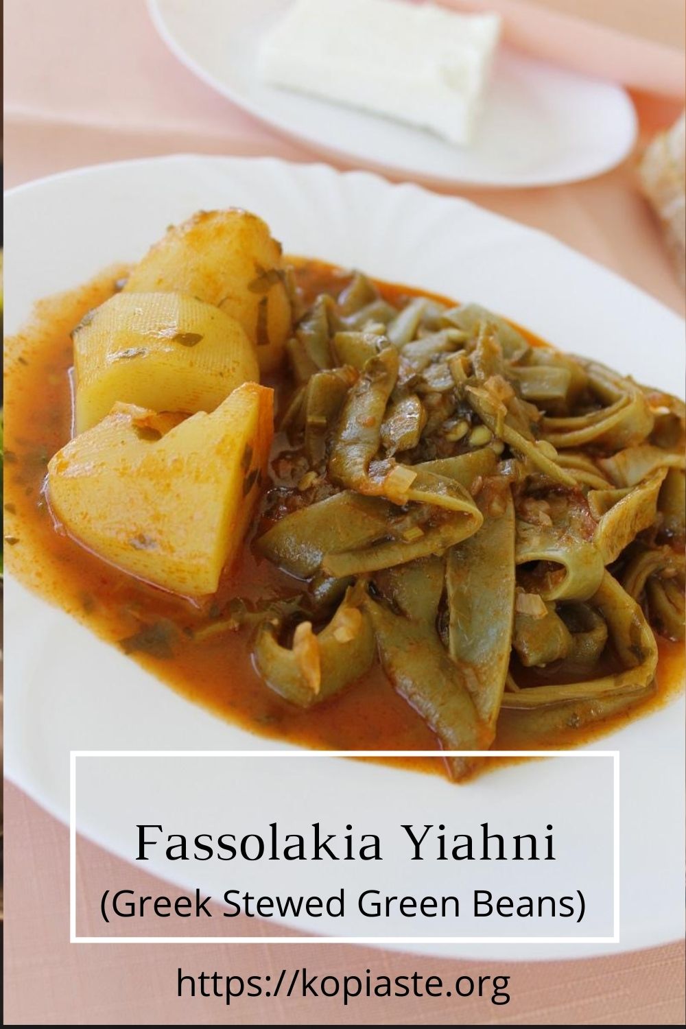 Fassolakia Yiahni (Green beans in tomato sauce) Kopiaste..to Greek