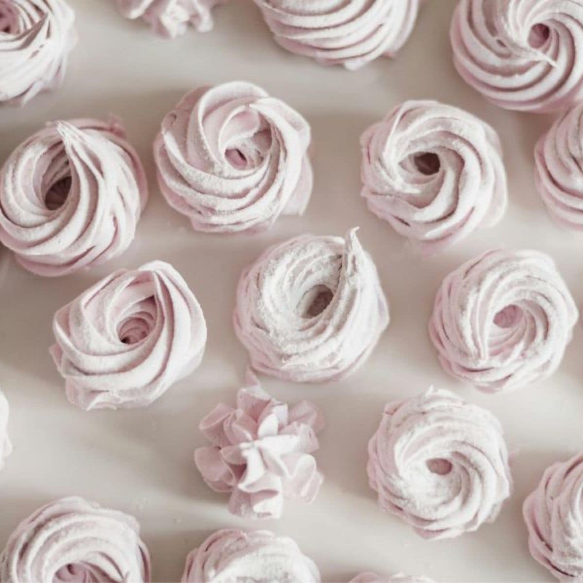 Meringues recipe image