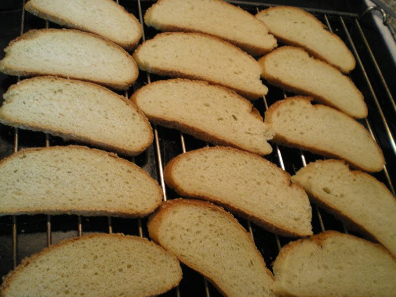 Slices of bread for roasting image