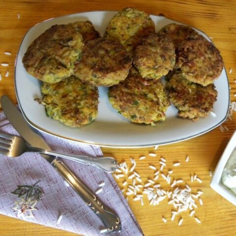 rice patties with vegetables image