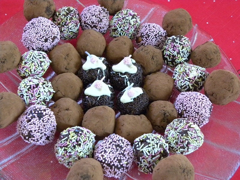 Chocolate Truffles from Christmas Leftover Desserts