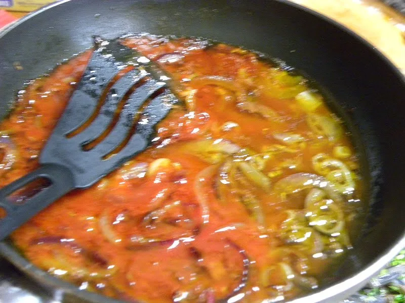 tomato sauce image