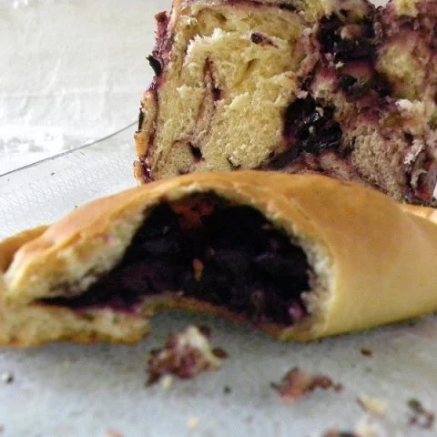 olive bread and turnovers image