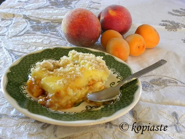 Apricot and Peach Crumble pudding2
