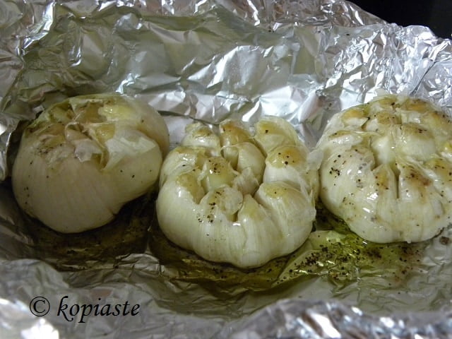 Roasted garlic picture
