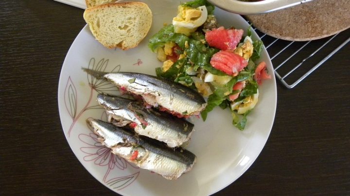 Anchovies or gavros gemistos image