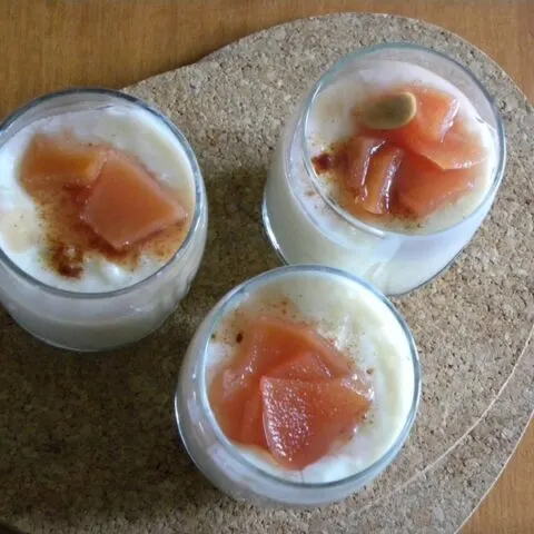 Quince rice pudding image