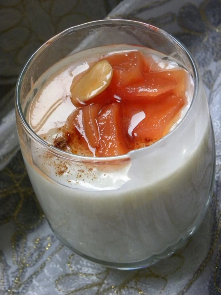 Ryzogalo me kydoni kai glyko kydoni image