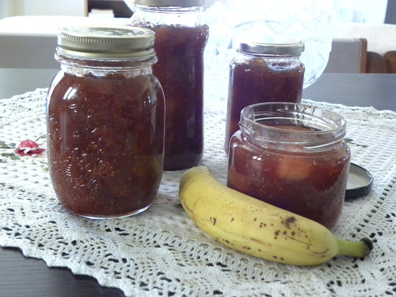 Fig, banana, peach and grape jam image