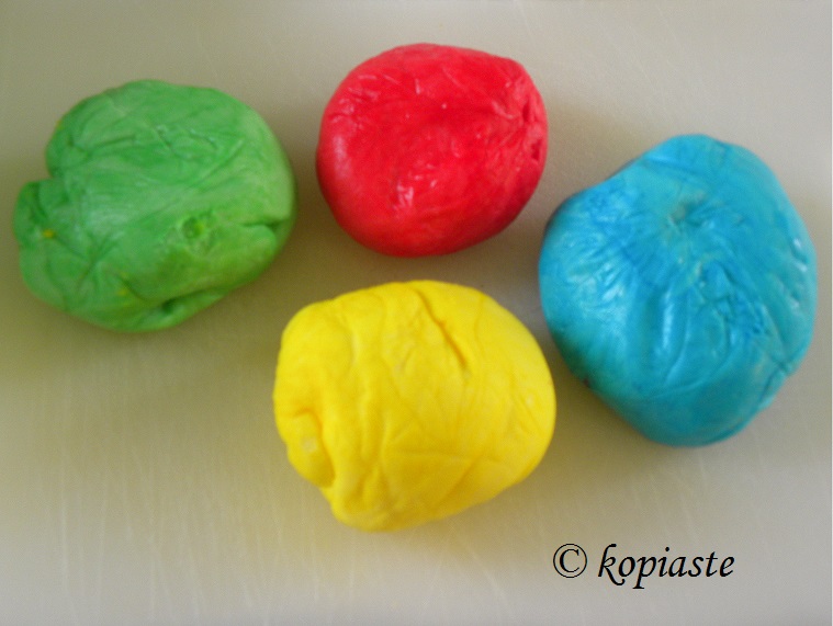 How to make Sugar Paste or Rolled Fondant Kopiaste..to Greek Hospitality