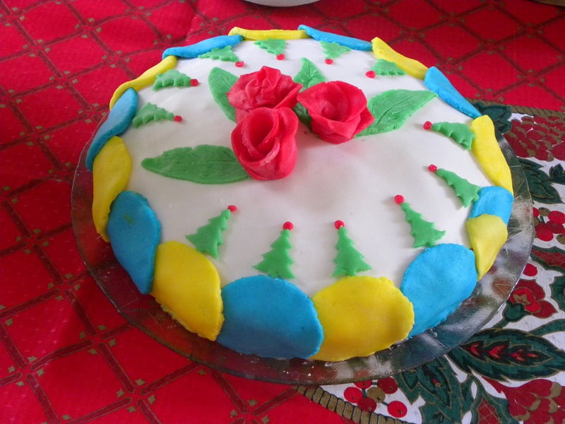 Sugar paste decoration for Christmas image
